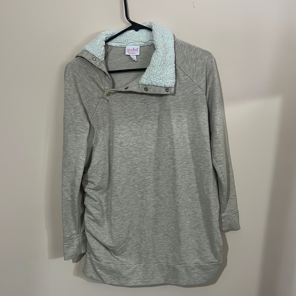 Maternity sweatshirt